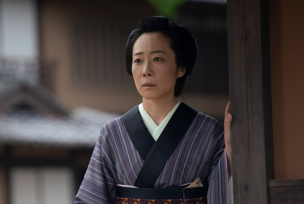 お百(山田真歩)